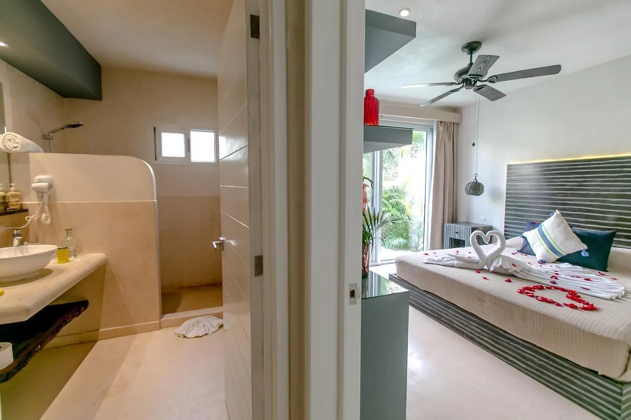 Alma De Flores Private Pools Suites Tulum 3*,  Mexique