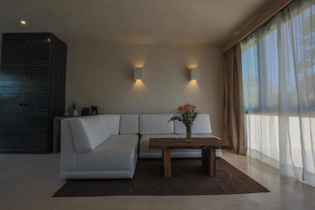 Alma De Flores Private Pools Suites Tulum 3*,